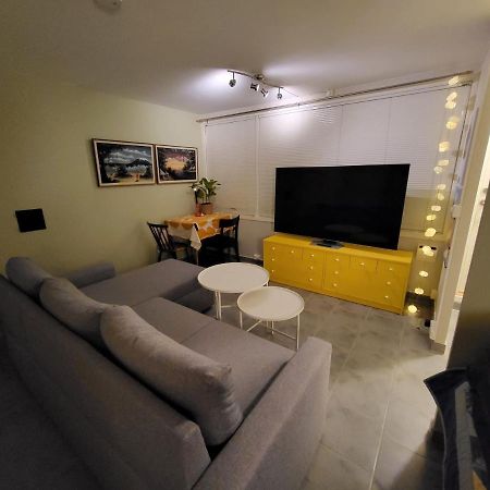 Fresh Studio With Parking Apartment Tromsdalen Bagian luar foto